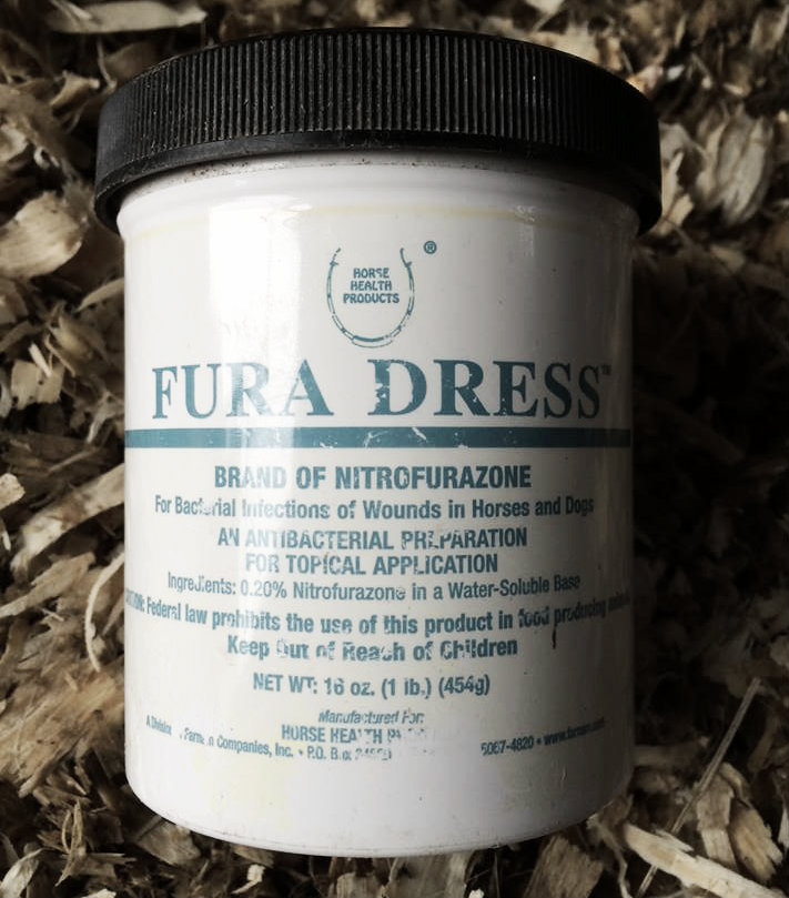 Nitrofurazone Salve to Heal Cuts in Horses